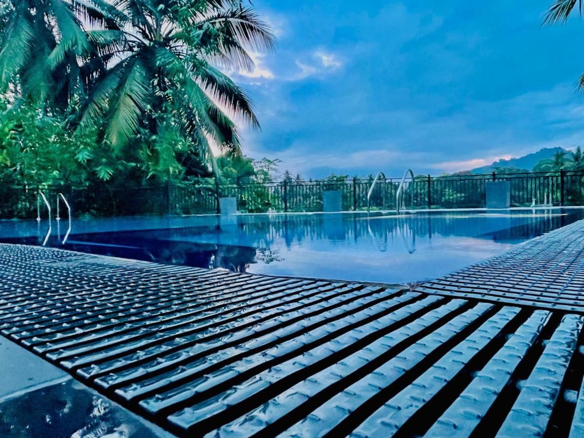 Travellers Halt Hotel Ratnapura Exterior photo