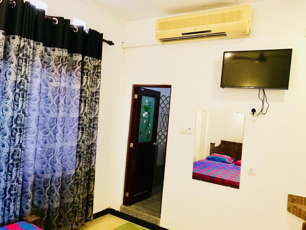 Travellers Halt Hotel Ratnapura Exterior photo